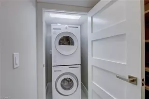 888 10th Ave S, Naples, FL 34102 - Photo 21