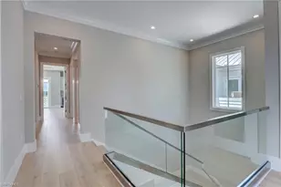 888 10th Ave S, Naples, FL 34102 - Photo 13