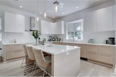 687 9th Ave S, Naples, FL 34102 - Photo 19