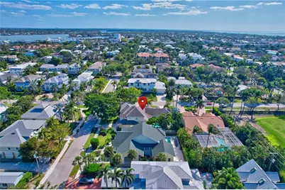 687 9th Ave S, Naples, FL 34102 - Photo 39