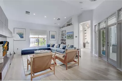 687 9th Ave S, Naples, FL 34102 - Photo 13