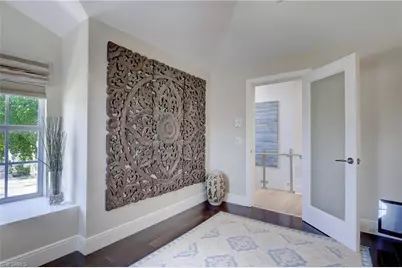 687 9th Ave S, Naples, FL 34102 - Photo 23