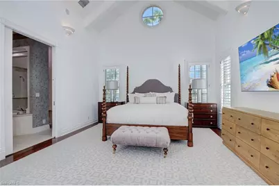 1551 Gulf Shore Blvd S, Naples, FL 34102 - Photo 27