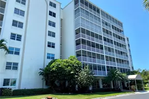 1 Bluebill Ave, Naples, FL 34108 - Photo 27