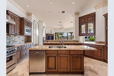 651 21st Ave S, Naples, FL 34102 - Photo 11