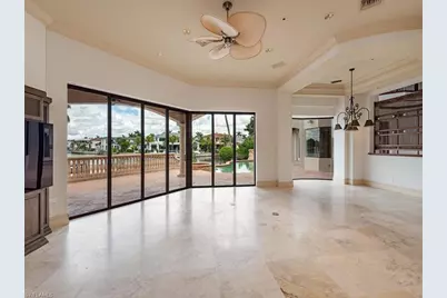 651 21st Ave S, Naples, FL 34102 - Photo 9