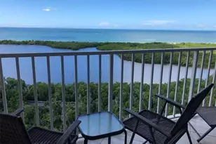 5550 Heron Point Dr, Naples, FL 34108 - Photo 13