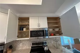 752 Wiggins Lake Dr, Naples, FL 34110 - Photo 25