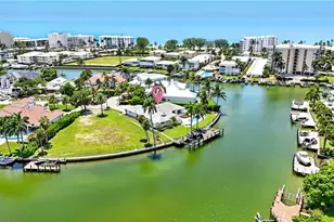 205 Springline Dr, Naples, FL 34102 - Photo 23