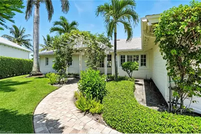 205 Spring Line Dr, Naples, FL 34102 - Photo 25