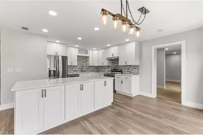 1890 Bald Eagle Dr. #B Dr, Naples, FL 34105 - Photo 9