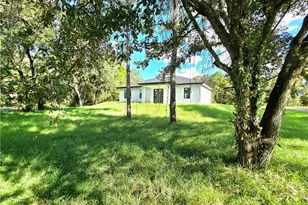 2522 Alice Pl, Lehigh Acres, FL 33971 - Photo 7