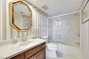 4901 Gulf Shore Blvd N, Naples, FL 34103 - Photo 11