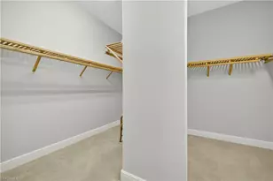 575 Avellino Isles Cir, Naples, FL 34119 - Photo 23