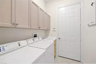 8894 Shenendoah Cir, Naples, FL 34113 - Photo 31