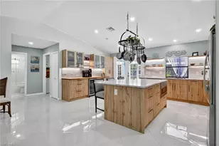 410 6th St NE, Naples, FL 34120 - Photo 7