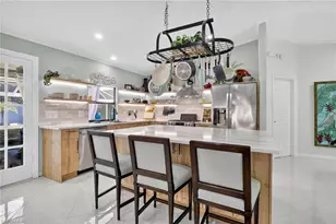 410 6th St NE, Naples, FL 34120 - Photo 11