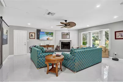 410 6th St NE, Naples, FL 34120 - Photo 15