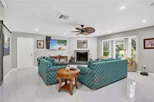 410 6th St NE, Naples, FL 34120 - Photo 15