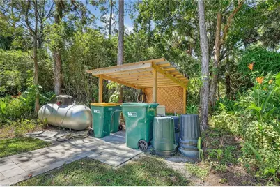 410 6th St NE, Naples, FL 34120 - Photo 37