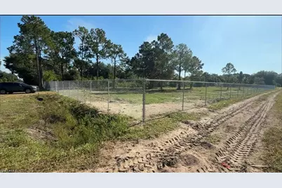 385 S Lindero St, Clewiston, FL 33440 - Photo 5