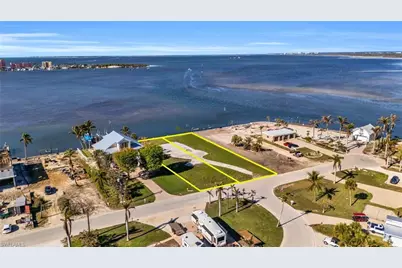 926 San Carlos Dr, Fort Myers Beach, FL 33931 - Photo 13