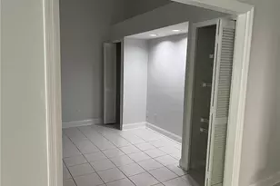 10738 William Ct, Naples, FL 34109 - Photo 5