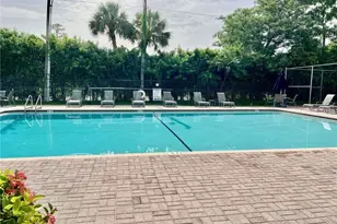 10738 William Ct, Naples, FL 34109 - Photo 15