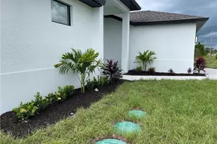 821 Newell St E, Lehigh Acres, FL 33974 - Photo 9