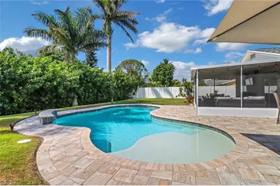 2680 Longboat Dr, Naples, FL 34104 - Photo 11