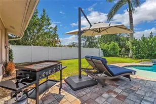 2680 Longboat Dr, Naples, FL 34104 - Photo 7