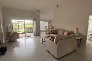 293 Kings Way, Naples, FL 34104 - Photo 9