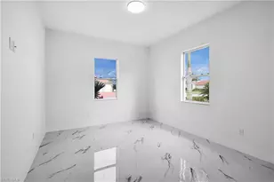 18716 Ensenada Dr, Naples, FL 34114 - Photo 19