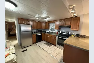 539 Poinsettia Ln #152, Naples, FL 34114 - Photo 9