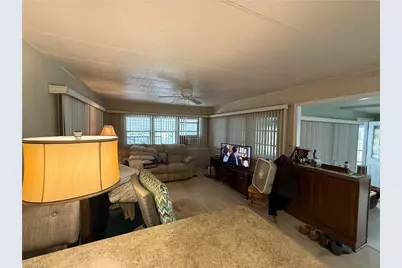 539 Poinsettia Ln #152, Naples, FL 34114 - Photo 11