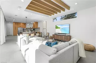 591 93rd Ave N, Naples, FL 34108 - Photo 5