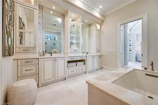 2250 Crayton Rd, Naples, FL 34103 - Photo 25