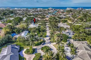 2250 Crayton Rd, Naples, FL 34103 - Photo 45