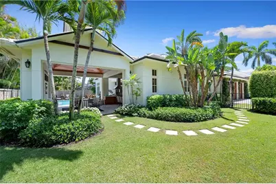 2250 Crayton Rd, Naples, FL 34103 - Photo 43