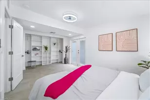 2123 Holiday Ln, Naples, FL 34104 - Photo 21