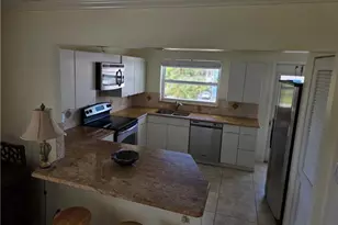 1100 8th Ave S, Naples, FL 34102 - Photo 23