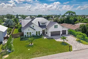 818 93rd Ave N, Naples, FL 34108 - Photo 1