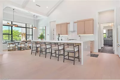818 93rd Ave N, Naples, FL 34108 - Photo 11