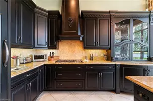 15516 Monterosso Ln, Naples, FL 34110 - Photo 17