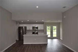 152 Red Cedar Park, Rotonda West, FL 33947 - Photo 3