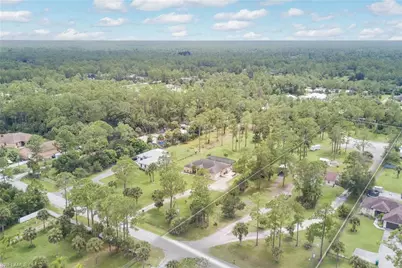 2940 10th Ave NE, Naples, FL 34120 - Photo 5