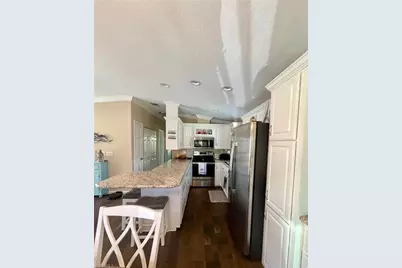 1316 Diamond Lake Cir, Naples, FL 34114 - Photo 11