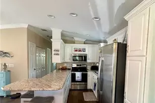 1316 Diamond Lake Cir, Naples, FL 34114 - Photo 11