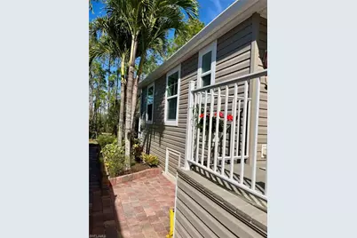 1316 Diamond Lake Cir, Naples, FL 34114 - Photo 3