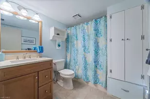 141 Cypress Way E, Naples, FL 34110 - Photo 19